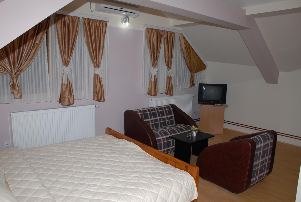 Zormaris-M Otel Vranje Dış mekan fotoğraf