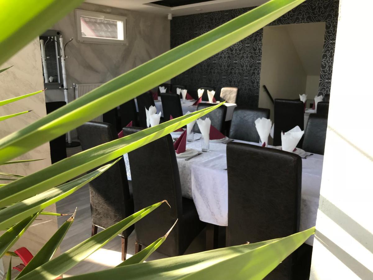 Zormaris-M Otel Vranje Dış mekan fotoğraf