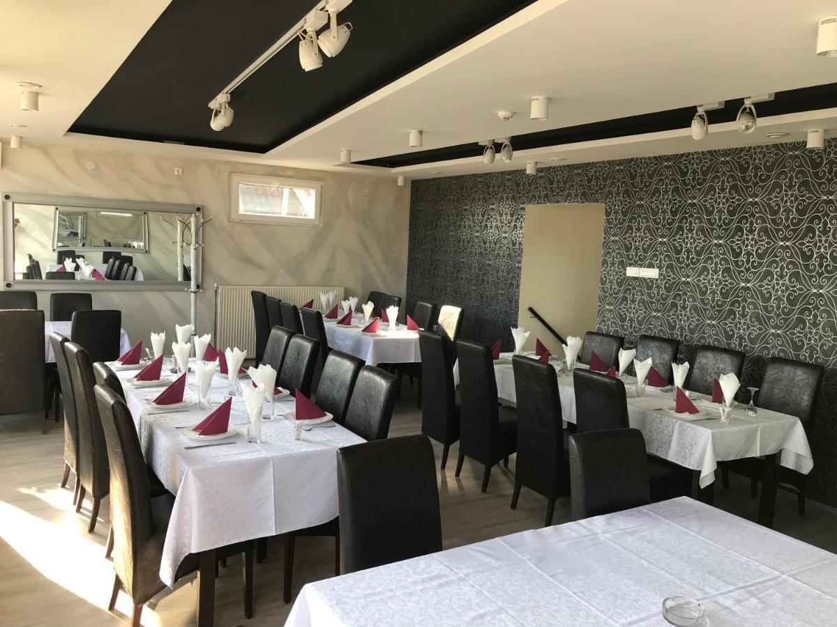 Zormaris-M Otel Vranje Dış mekan fotoğraf